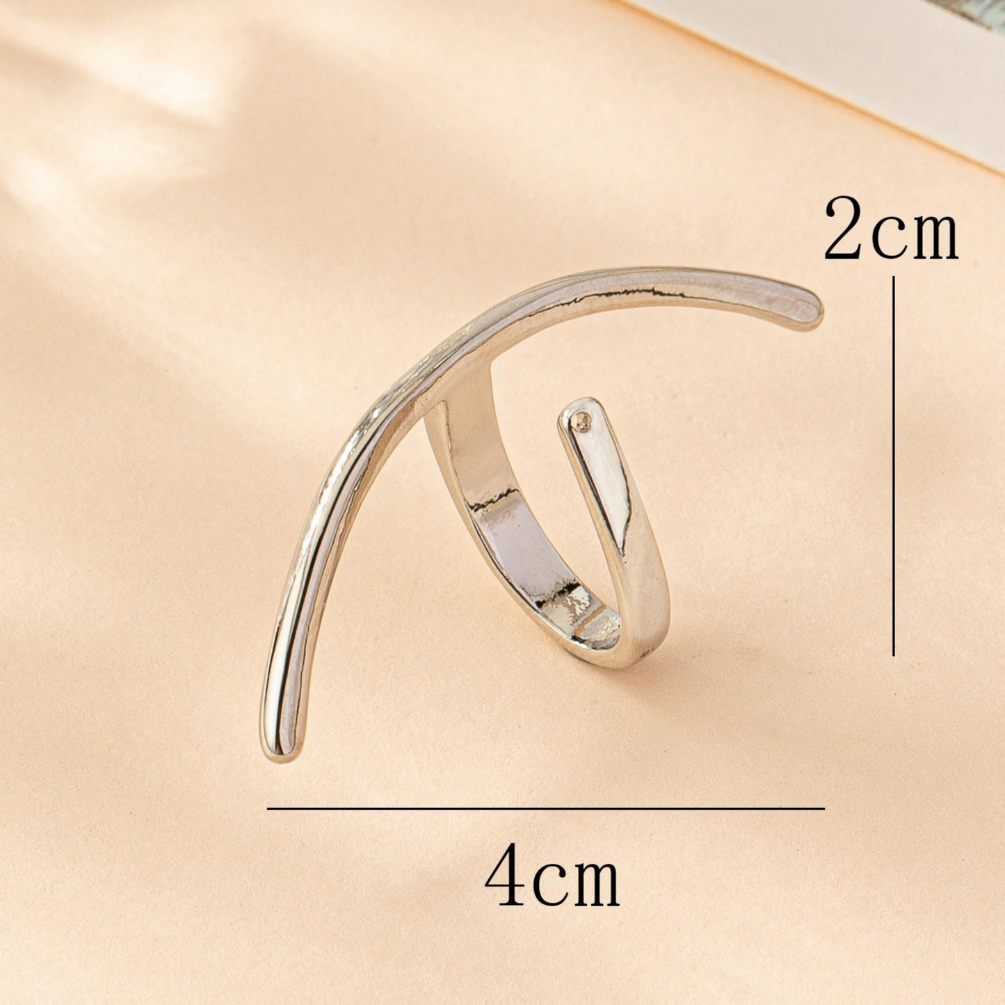 UNDER CUFF