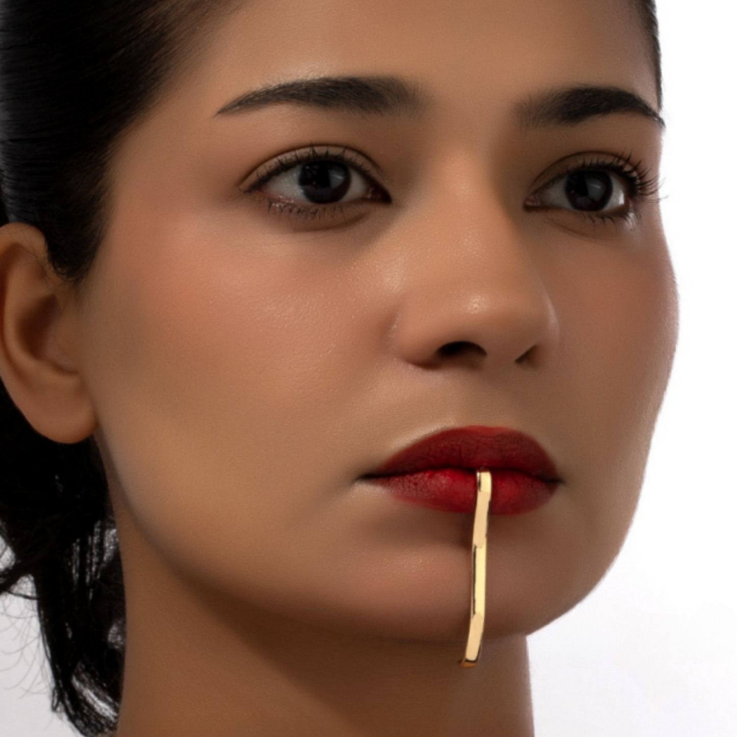 WAND LIP JEWELRY